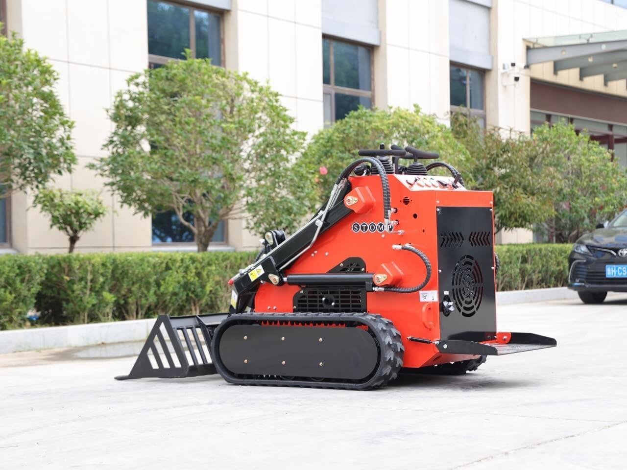 Skid Steer Loader Attachment Rock Bucket USA thumbnail 2