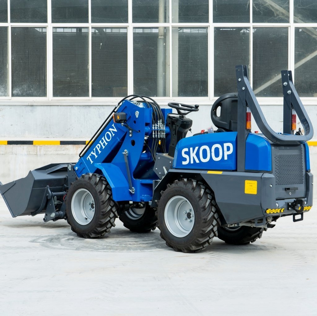 New TYPHON Telescopic Wheel Loader with Kubota D1105 engine 25 hp 1 ton Load USA thumbnail 13